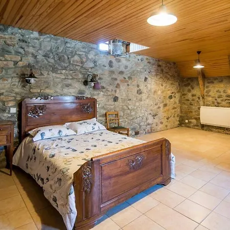 Grefeuille, Saint-chely D'aubrac * Saint-Chély-dʼAubrac